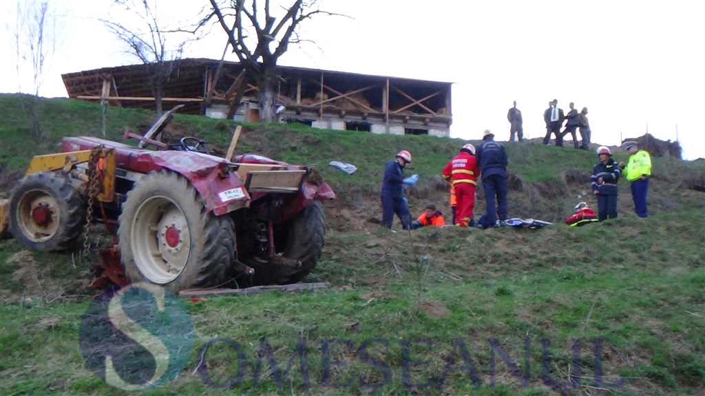 tractor rasturnat unguras-mort (3)
