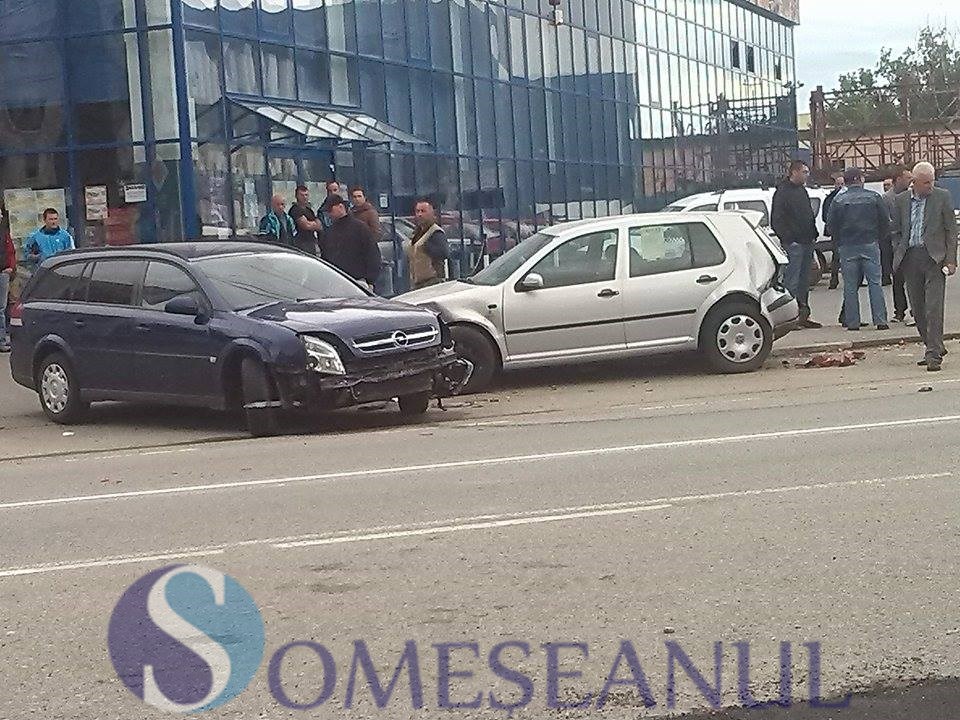 accident Gherla str Clujului (4)