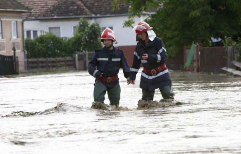 pompieri inundatii