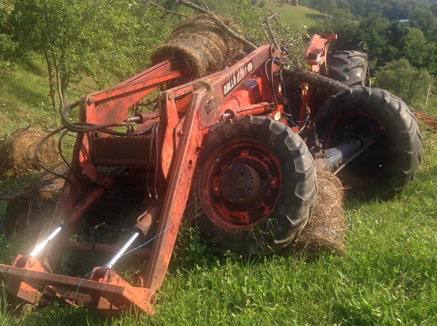 accident tractor rasturnat feldru (2)